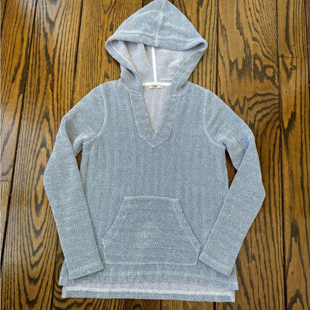 Faherty Women’s Blue Whitewater V-Neck Hoodie Size XS